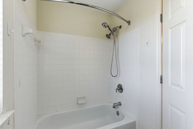 125 Windham Dr, Hendersonville, TN 37075