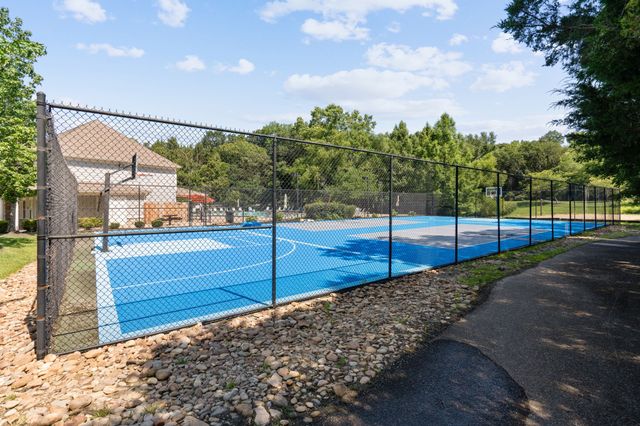 125 Windham Dr, Hendersonville, TN 37075