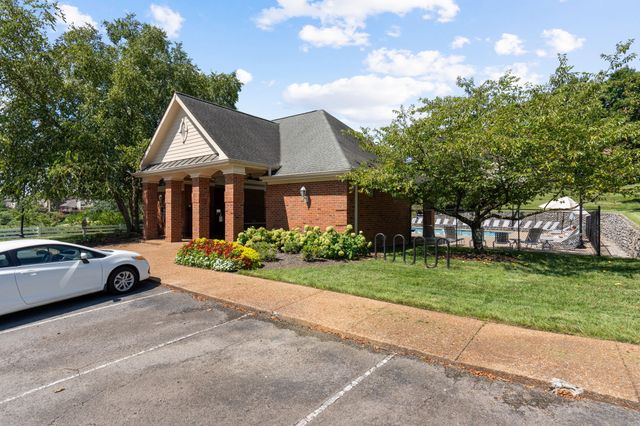 125 Windham Dr, Hendersonville, TN 37075