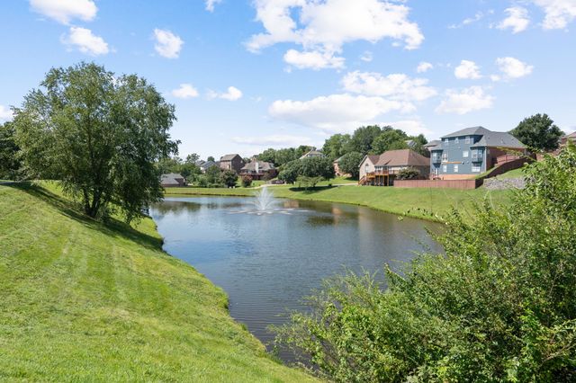 125 Windham Dr, Hendersonville, TN 37075