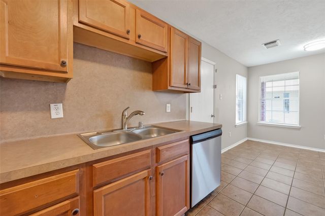 17026 Cypresswood Glen Trail, Hockley, TX 77447