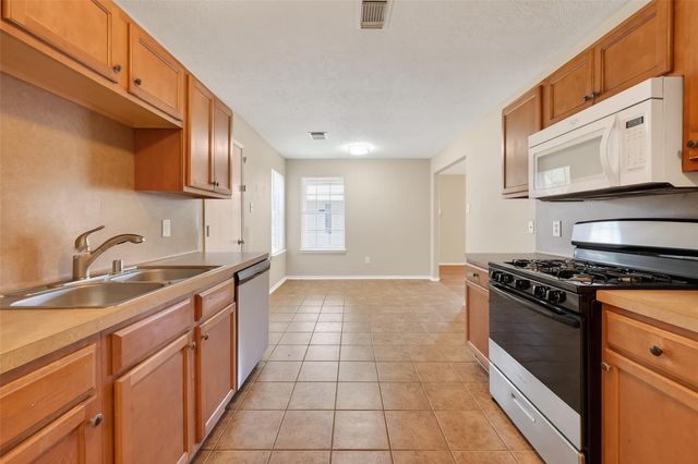 17026 Cypresswood Glen Trail, Hockley, TX 77447