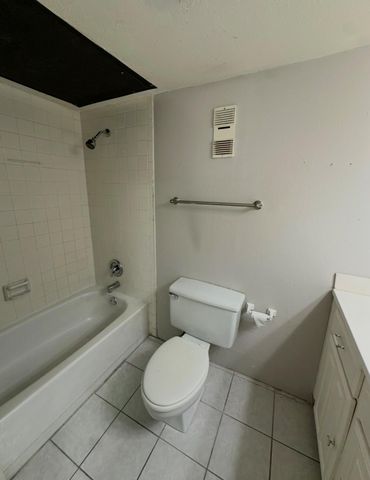 16120 Stuebner Airline Road 202, Spring, TX 77379