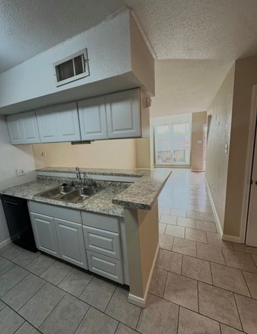 16120 Stuebner Airline Road 202, Spring, TX 77379