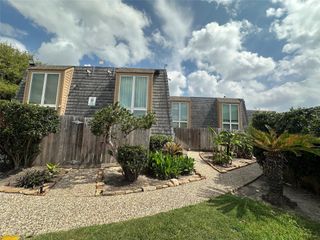 16120 Stuebner Airline Road 202, Spring, TX 77379