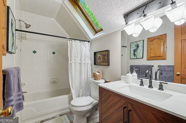 44 Laquinta Lane, Dillard, GA 30537