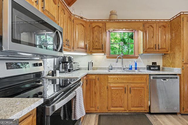 44 Laquinta Lane, Dillard, GA 30537