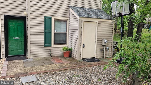 1009 BROMLEY ESTS, Pine Hill, NJ 08021