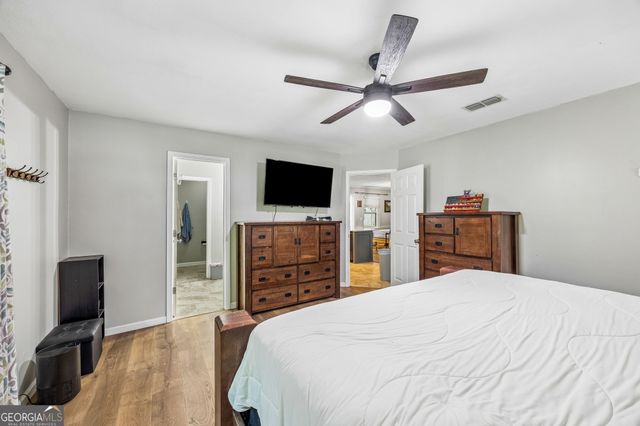 169 W Holly Avenue, Kingsland, GA 31548