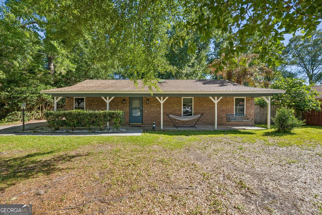 169 W Holly Avenue, Kingsland, GA 31548