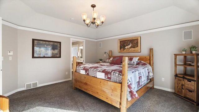 17917 N Saddle Hill Rd, Colbert, WA 99005