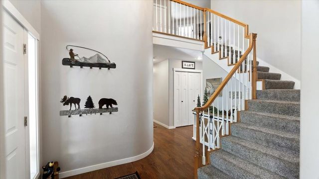 17917 N Saddle Hill Rd, Colbert, WA 99005