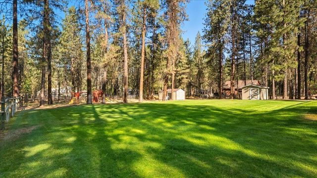 17917 N Saddle Hill Rd, Colbert, WA 99005