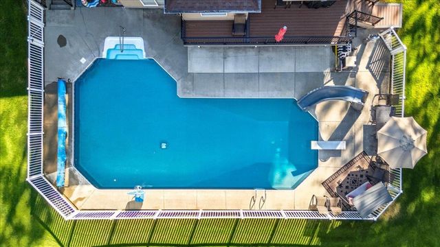 17917 N Saddle Hill Rd, Colbert, WA 99005