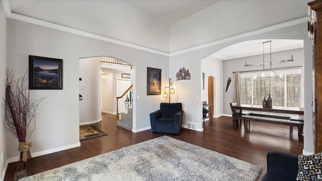 17917 N Saddle Hill Rd, Colbert, WA 99005