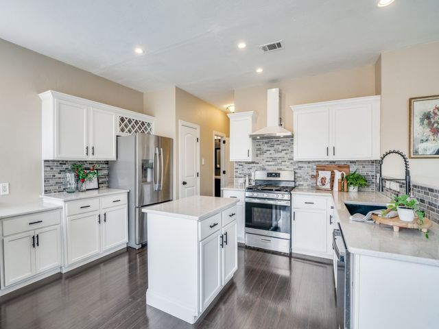 5816 Vista Park Lane, Sachse, TX 75048