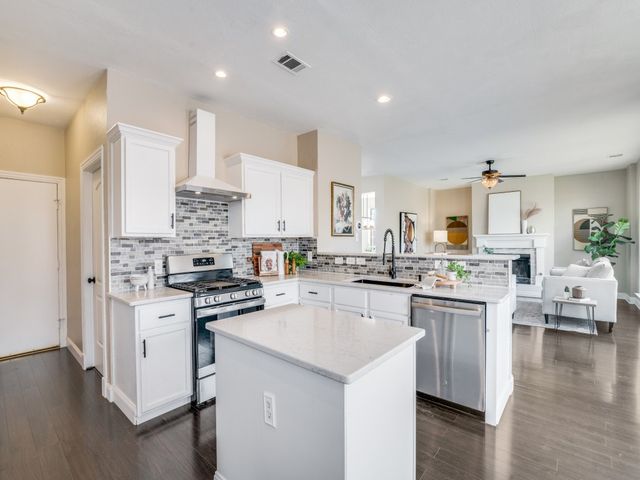 5816 Vista Park Lane, Sachse, TX 75048