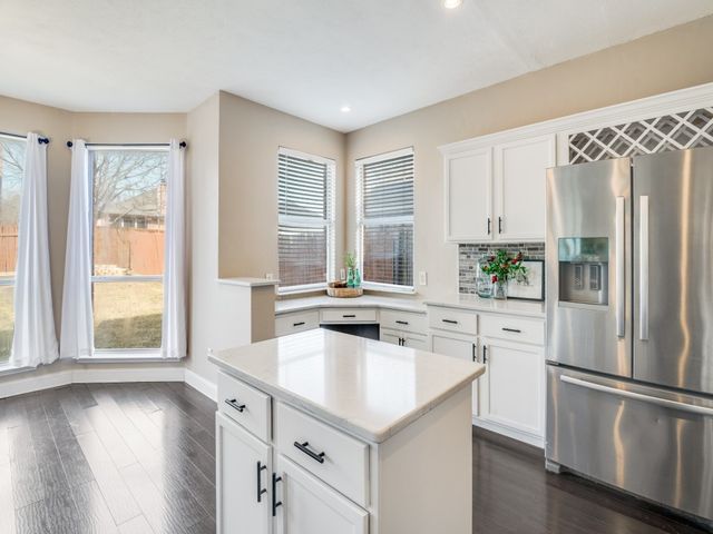 5816 Vista Park Lane, Sachse, TX 75048