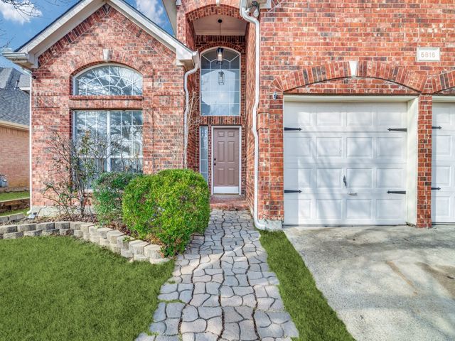 5816 Vista Park Lane, Sachse, TX 75048