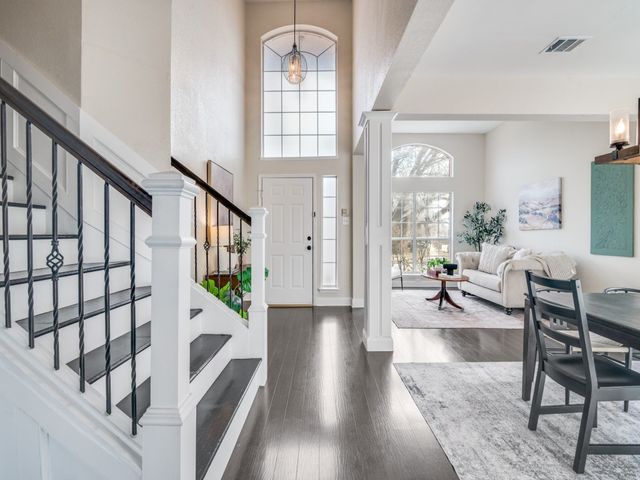 5816 Vista Park Lane, Sachse, TX 75048