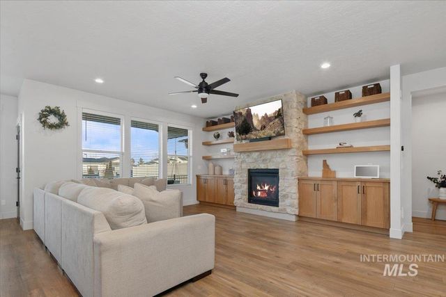 4150 E Fratello St, Meridian, ID 83642