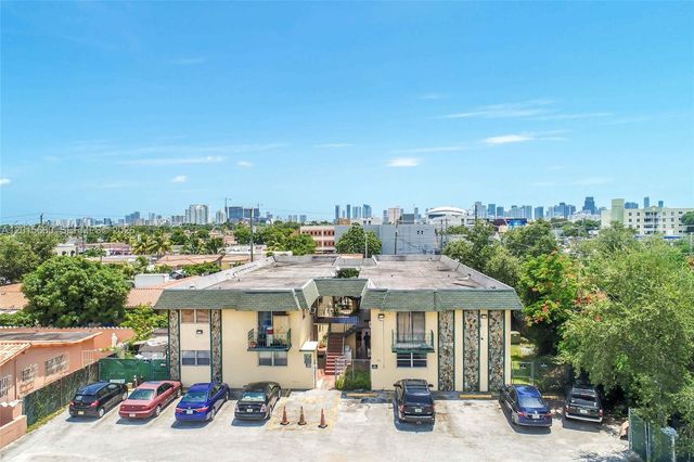 720 NW 27th Ct 5, Miami, FL 33125