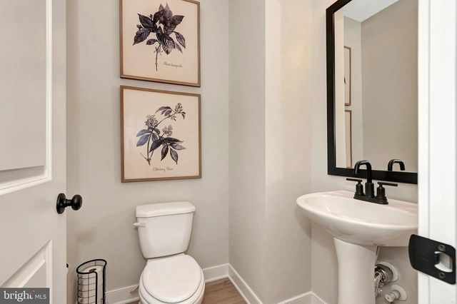 TBB VALOR LANE, Martinsburg, WV 25405