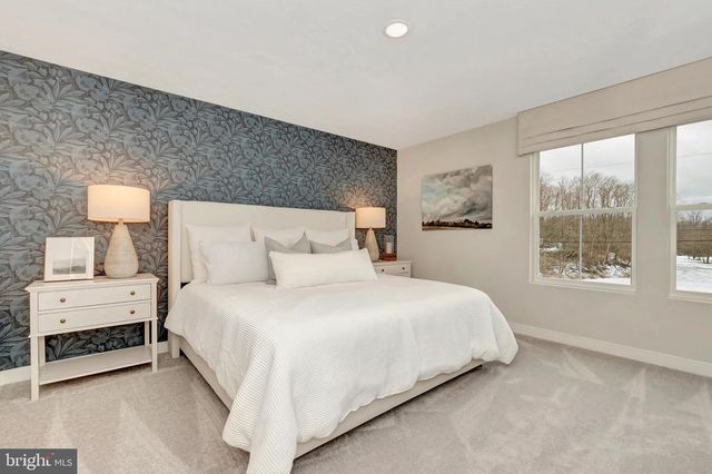 TBB VALOR LANE, Martinsburg, WV 25405