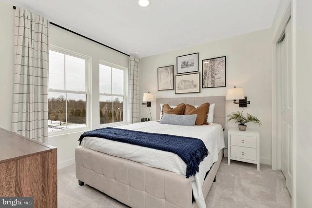 TBB VALOR LANE, Martinsburg, WV 25405