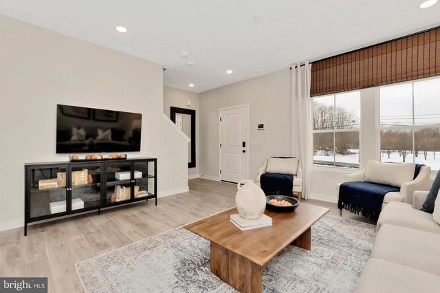 TBB VALOR LANE, Martinsburg, WV 25405