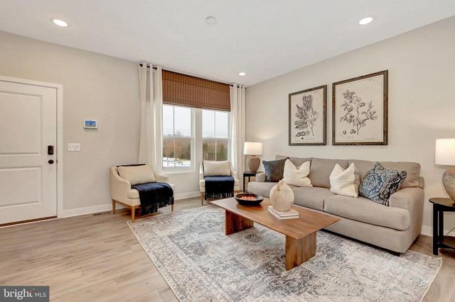 TBB VALOR LANE, Martinsburg, WV 25405