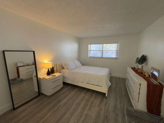 2200 Taylor Street 104, Hollywood, FL 33020
