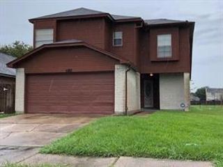 5922 Beaconridge Drive E, Houston, TX 77053