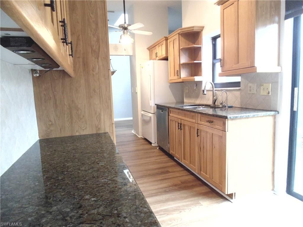 7161 Penner LN #4, FORT MYERS, FL 33907 — photo 3