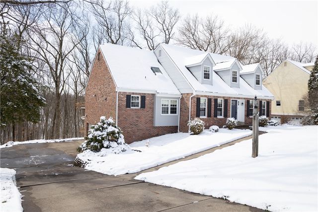 2668 Timberglen West, Franklin Park, PA 15090