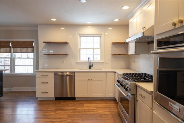 2668 Timberglen West, Franklin Park, PA 15090