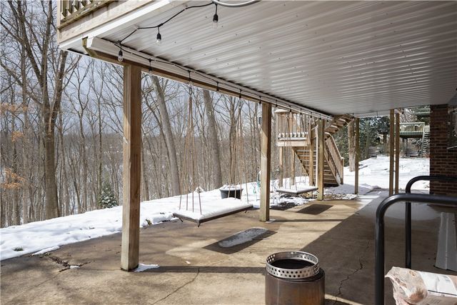 2668 Timberglen West, Franklin Park, PA 15090