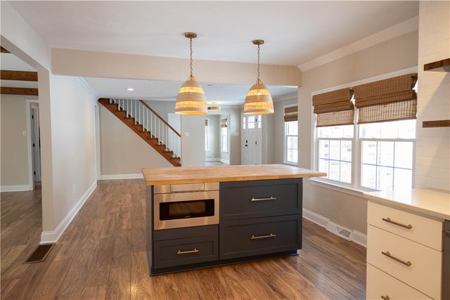 2668 Timberglen West, Franklin Park, PA 15090