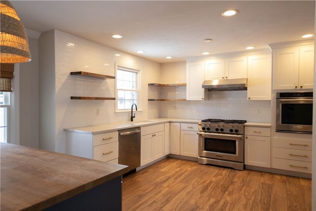 2668 Timberglen West, Franklin Park, PA 15090