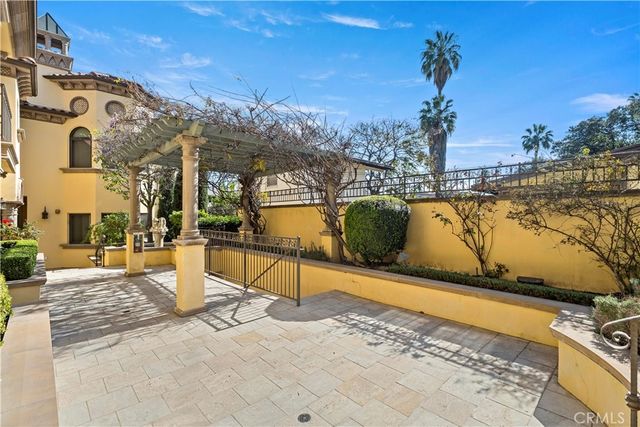 478 S oakland ave 2, Pasadena, CA 91101