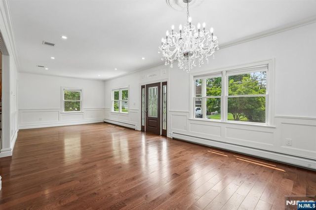 109 Prospect Street, Paramus, NJ 07652