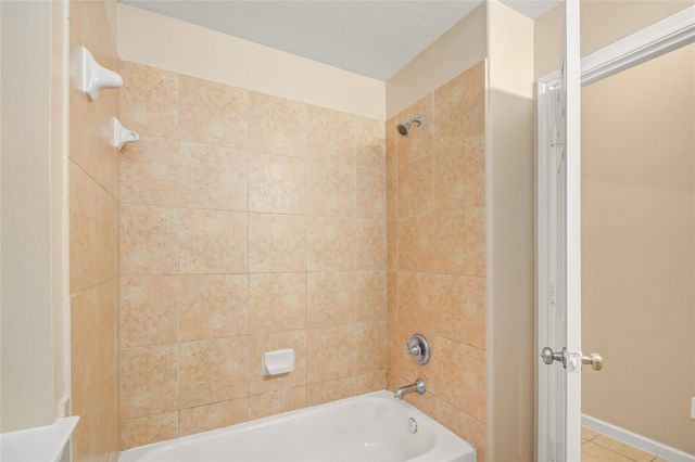 10506 Pleasant Villas Lane, Houston, TX 77075