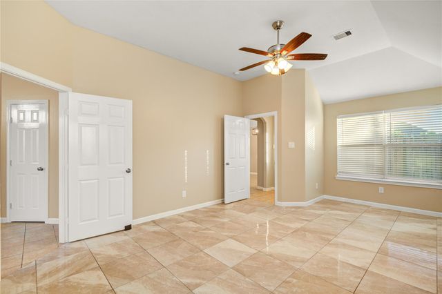 10506 Pleasant Villas Lane, Houston, TX 77075