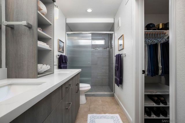 2740 E Evans 11, San Diego, CA 92106