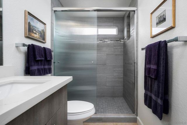 2740 E Evans 11, San Diego, CA 92106