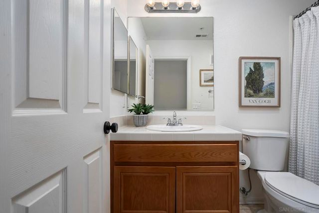 2740 E Evans 11, San Diego, CA 92106