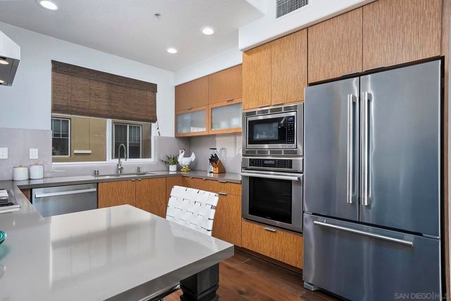 2740 E Evans 11, San Diego, CA 92106