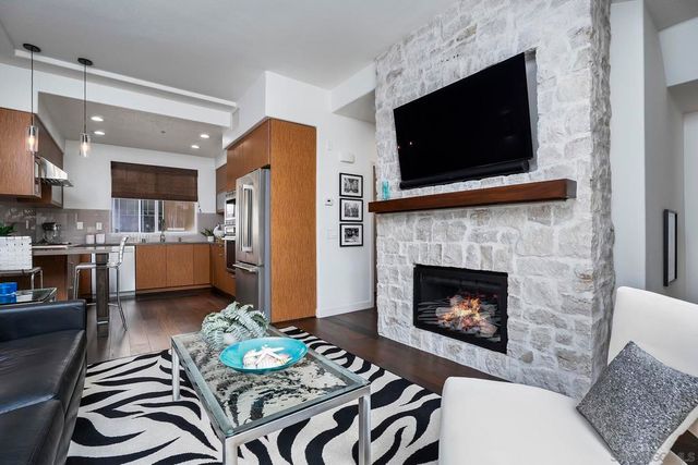 2740 E Evans 11, San Diego, CA 92106