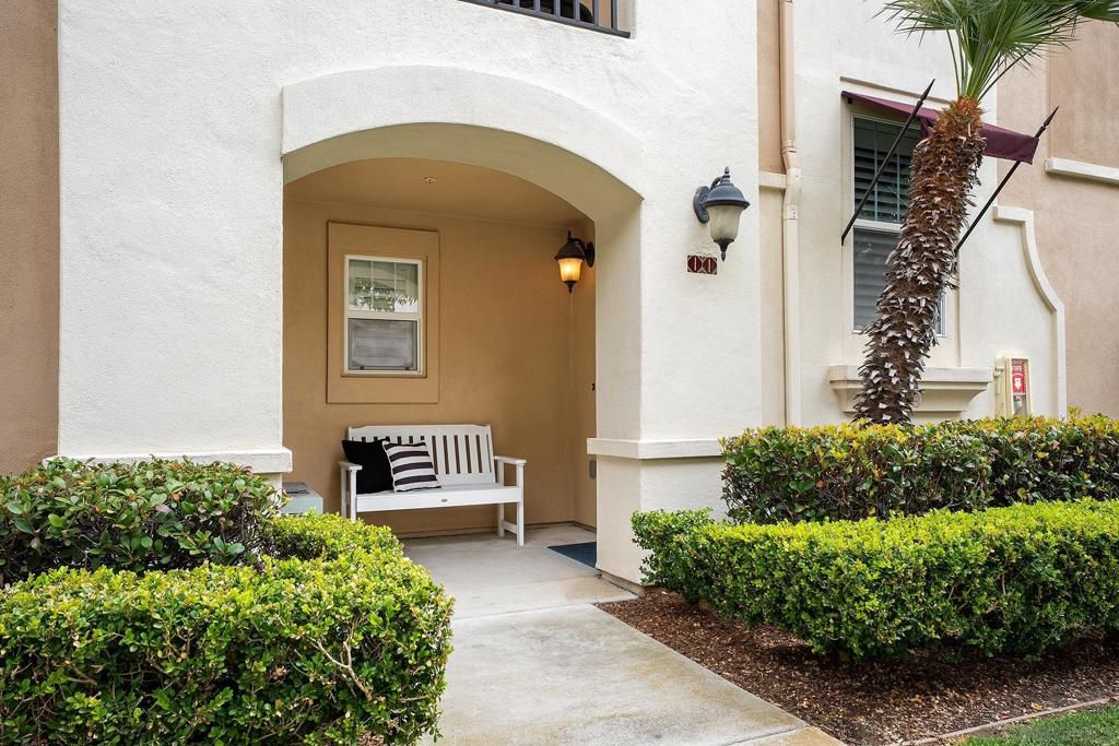 2740 E Evans 11, San Diego, CA 92106
