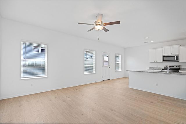 14500 Wahlbergs WAY, Elgin, TX 78621